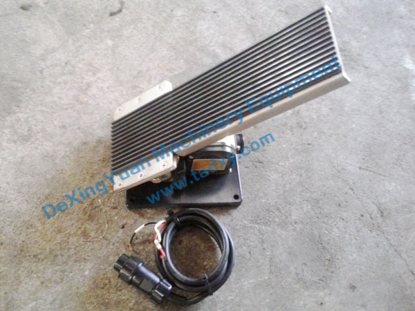 c鿴ԔϢ}Electronic Accelerator Pedal xΔ1495